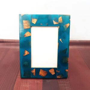 Resin photo frame